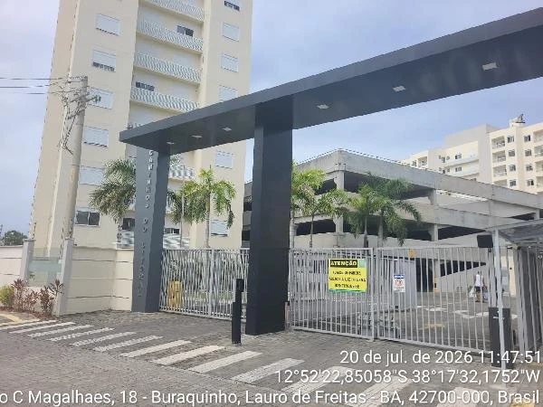 Apartamento com 2 Quartos e Vaga em Lauro de Freitas/BA em Lauro De Freitas - Bahia
