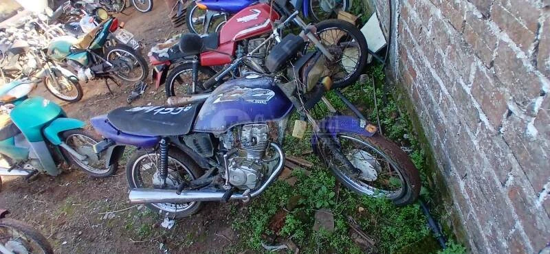 Honda CG125 Titan Sucata Diversas Motos e Peças em São Borja - Rio Grande do Sul