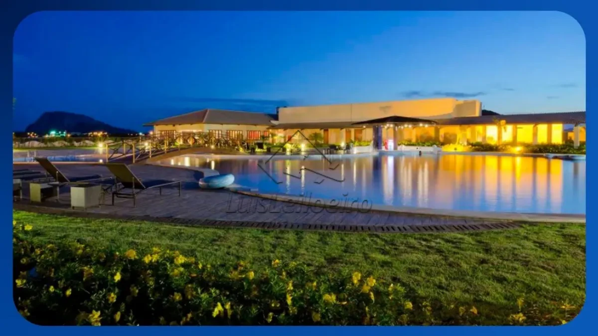 Prédio Comercial com 8054 m² de área construída em Quixadá/CE em Prédio Comercial