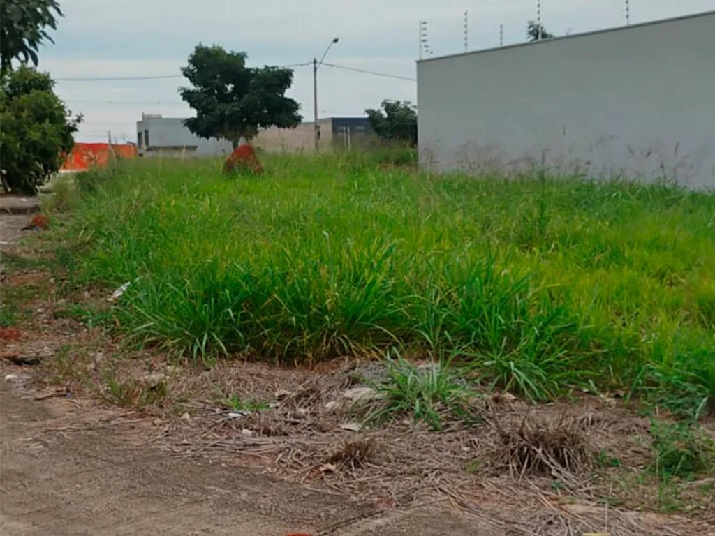 Terreno no Jardim Alphacenter em Santa Bárbara d'Oeste/SP em Santa Barbara D Oeste - São Paulo