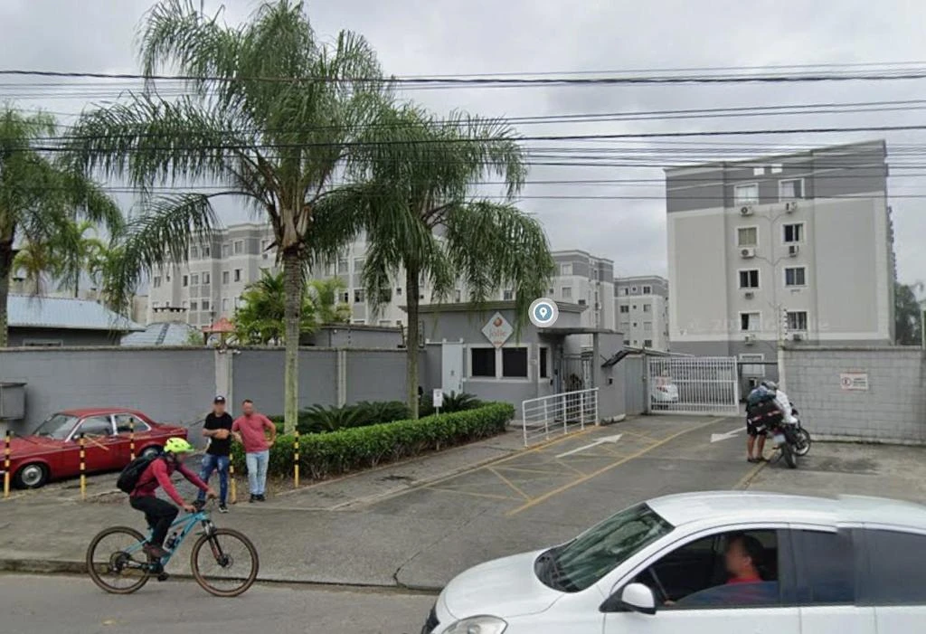 Apartamento com 61 m² em Joinville/SC em Joinville - Santa Catarina