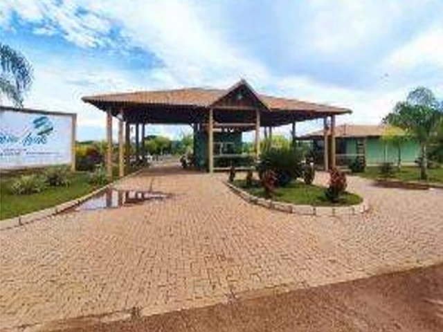 Terreno no Lote 01 Quadra 06 em Luziânia/GO em Luziânia - Goiás