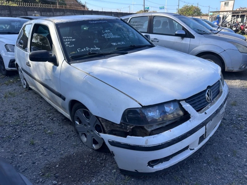 Volkswagen Gol 1.0 Conservado Com Danos Estruturais em Salvador - Bahia