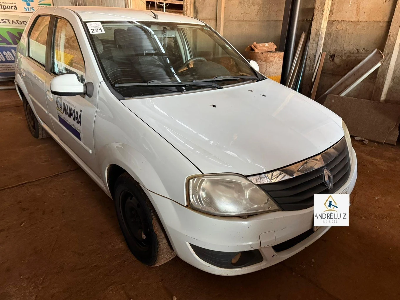 Renault Logan Exp 16 Hp 2013 em Ivaiporã - Paraná