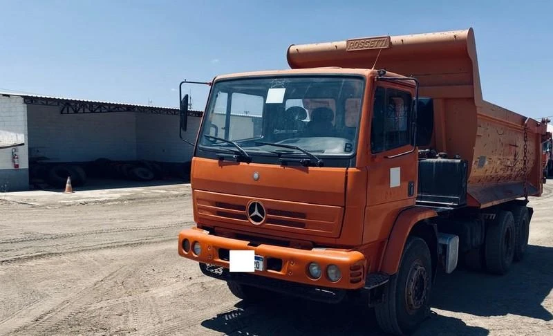 Mercedes-Benz 2726 2726 K6X4 2011/2012 Diesel Basculante em Bom Jesus - Paraíba