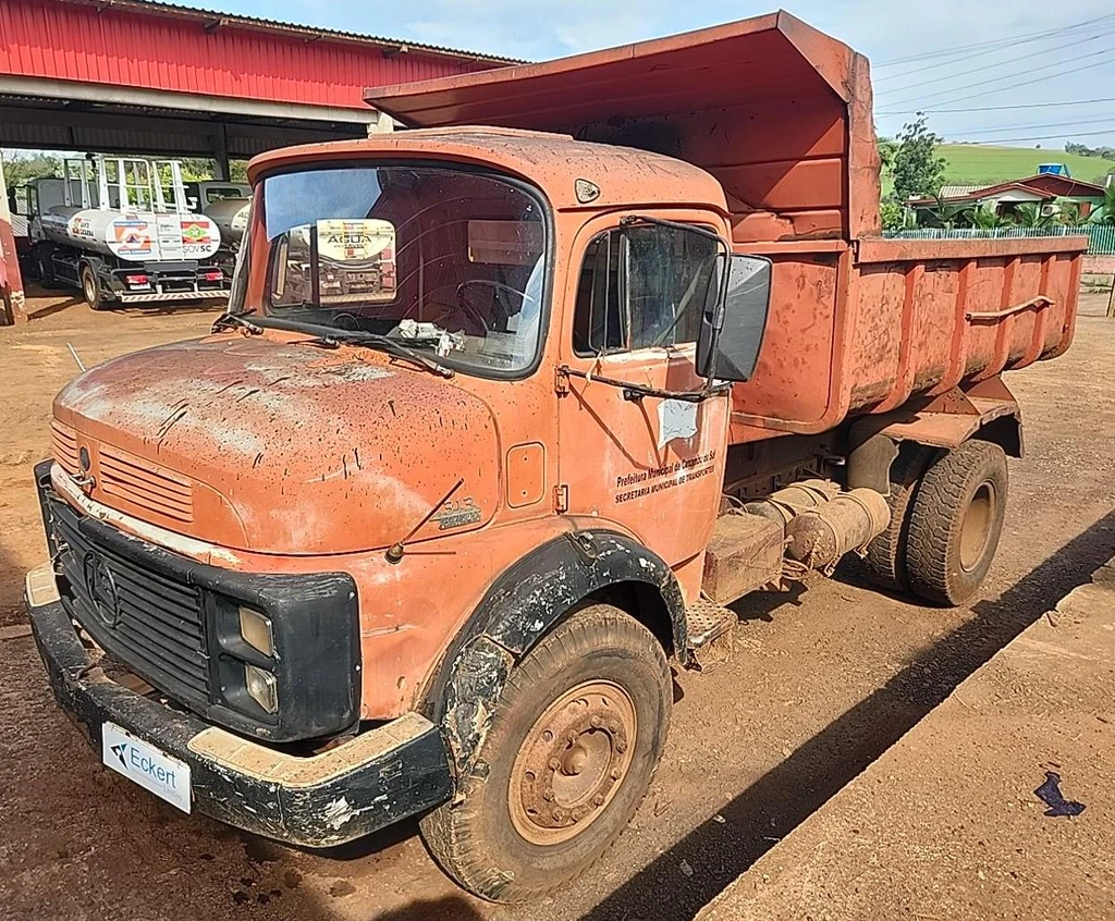 Mercedes-Benz LK 1313 LK 1313 1986 4x2 Basculante em Caxambu Do Sul - Santa Catarina