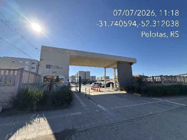 Apartamento com 2 Quartos e 1 Vaga em Pelotas/RS em Pelotas - Rio Grande do Sul