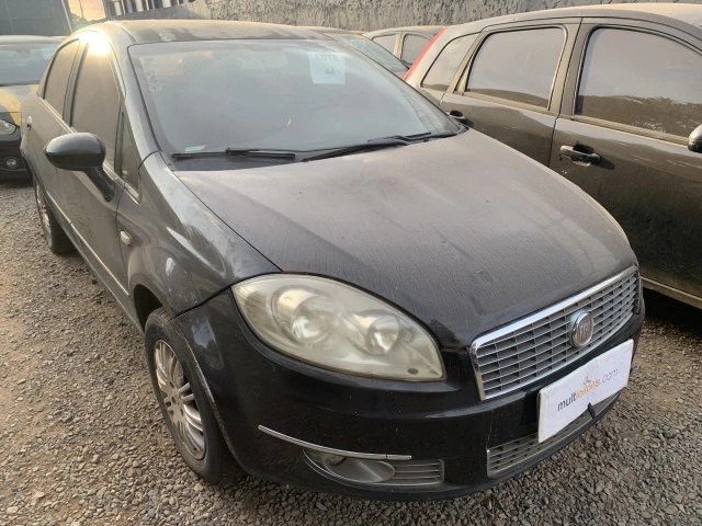 Fiat Linea Essence 1.8 2012 em null