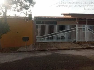 Casa em Alfenas/MG em Alfenas - Minas Gerais
