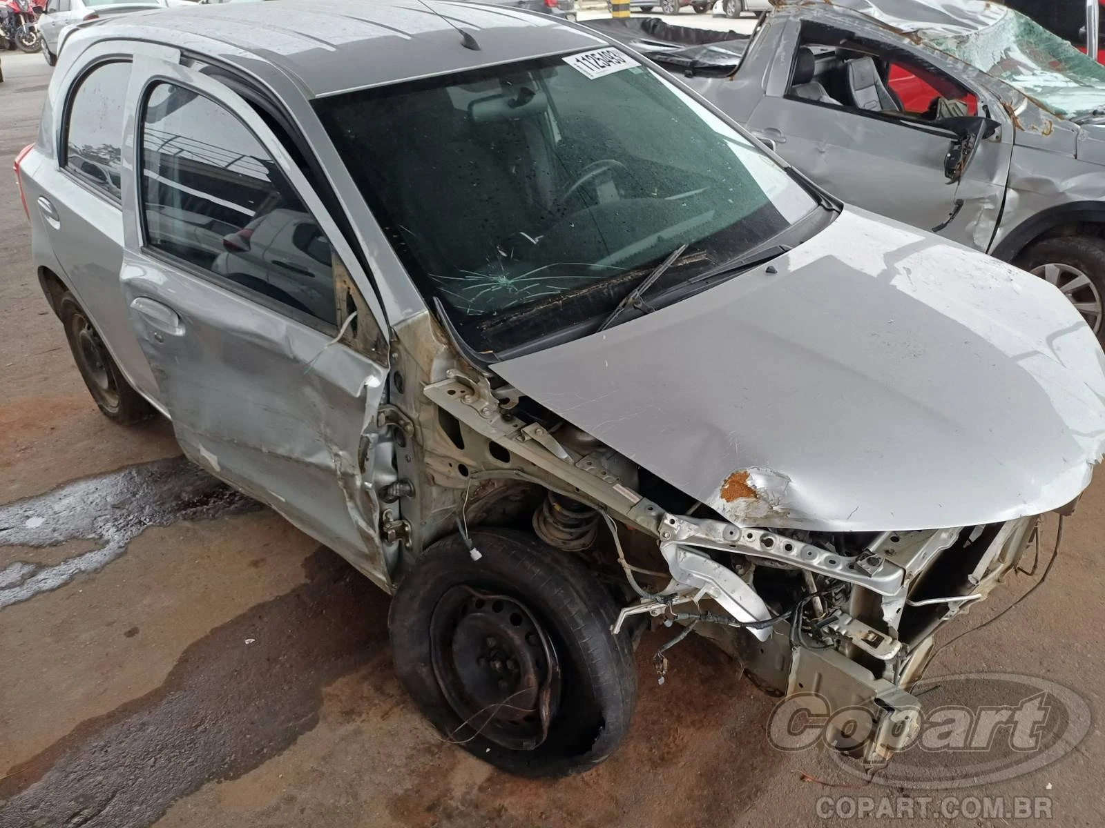 Toyota Etios X 1.3 16V 2015 em Pirapora Do Bom Jesus - São Paulo