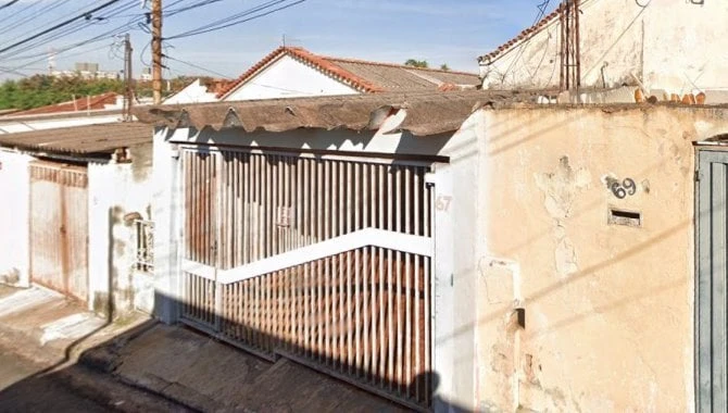Casa com 93 m² em 165 m² de terreno em Ribeirão Preto/SP em Ribeirão Preto - São Paulo
