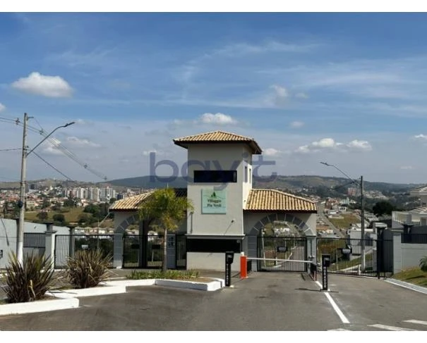 Terreno no Condomínio Villaggio Piu Verdi em Itatiba/SP em Itatiba - São Paulo