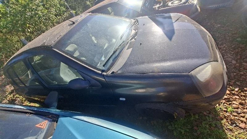 Renault Clio Aut 1.0 H 2003 em Rio Negrinho - Santa Catarina