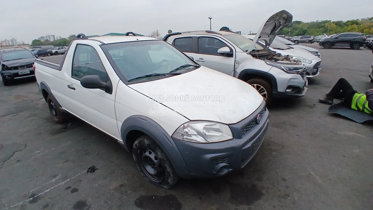 Fiat Strada HD WK CC E 2017/2018 Manual em Guarulhos - São Paulo