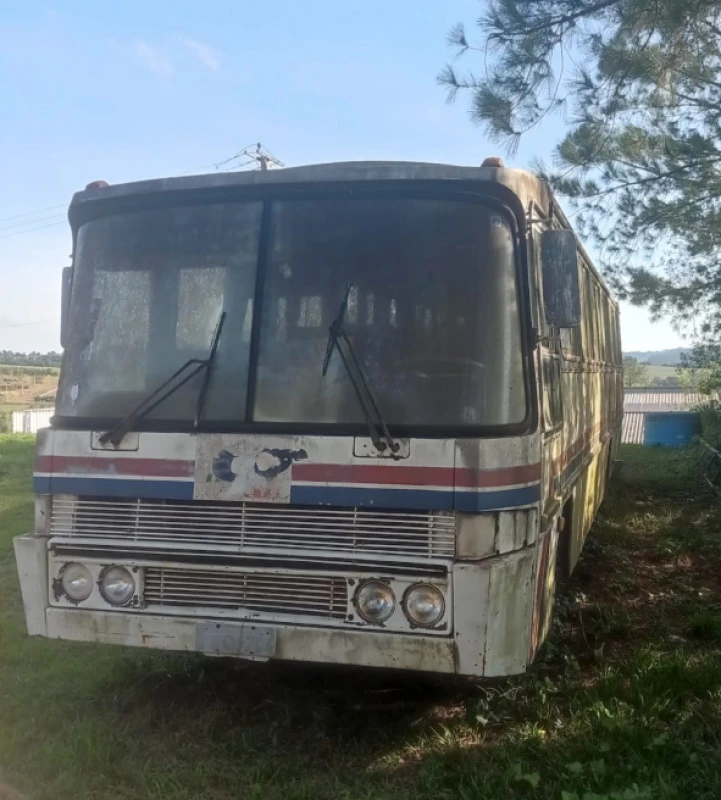 Mercedes-Benz Of 1313 Of 1313 1978 Branco em Ijuí - Sergipe