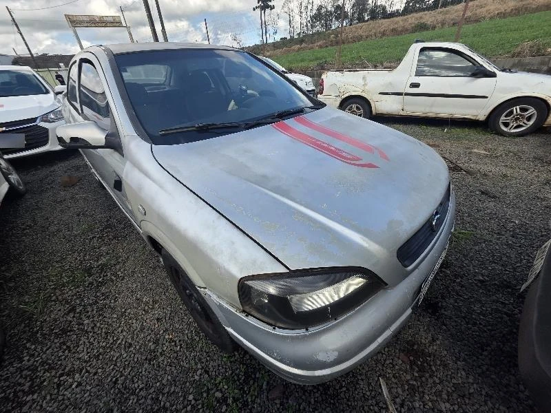 Chevrolet Astra GL 1999 Automóvel Prata em Xanxerê - Santa Catarina