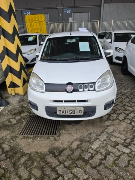 Fiat Uno Economy 2014 1.4 Fire Flex 8V Manual em Florianópolis - Santa Catarina