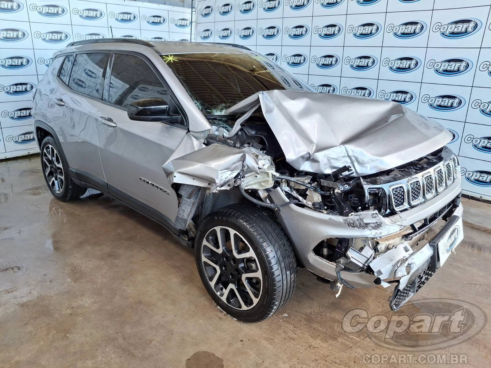 Jeep Compass Longitude 2022 1.3 Turbo Automático em Candeias - Bahia