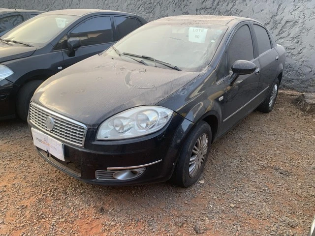 Fiat Linea Essence 2012 1.8
