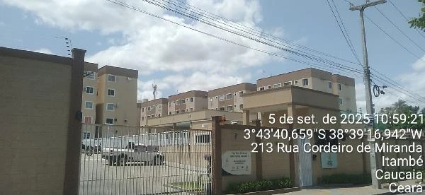 Apartamento com 2 quartos, 1 vaga de garagem e 2 banheiros em Caucaia CE