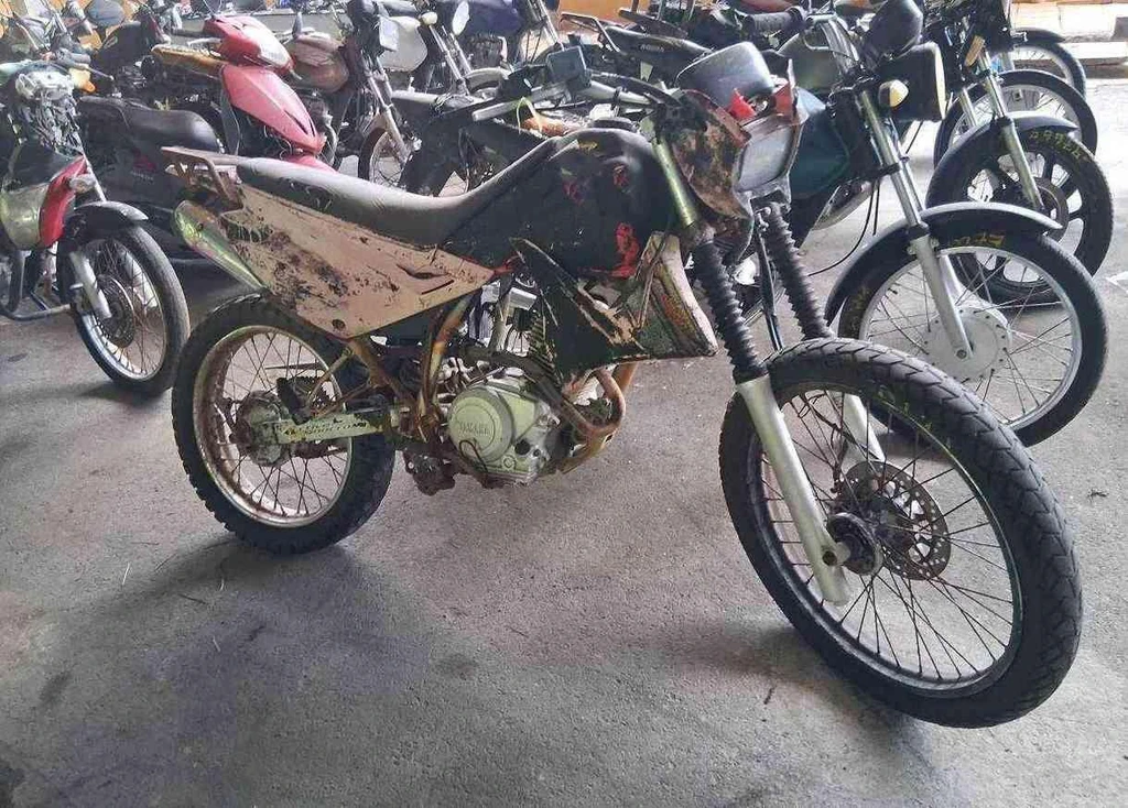 Yamaha XTZ Sucata Inservível em Campinas - São Paulo