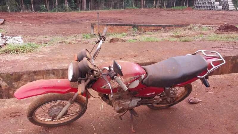 Honda CG 125 2003/2004 125cc Gasolina em Goioxim - Paraná