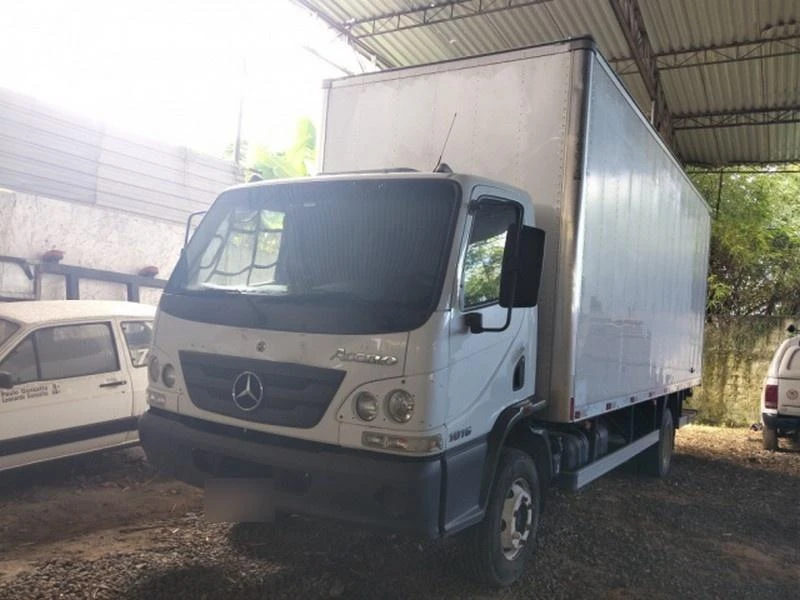 Mercedes-Benz Accelo Accelo 1016 2022 Caminhão Bau em Salvador - Bahia