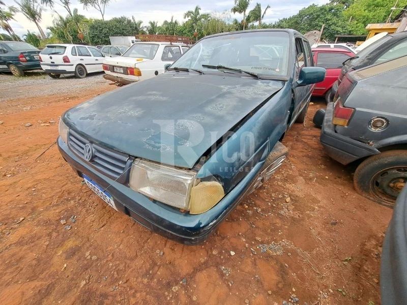 Volkswagen Santana MI 2000 em Capão Bonito - São Paulo
