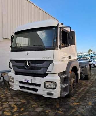 Mercedes-Benz Axor 1933 S Axor 1933 S 2012 Manual Diesel 4x2 em São Bernardo Do Campo - São Paulo