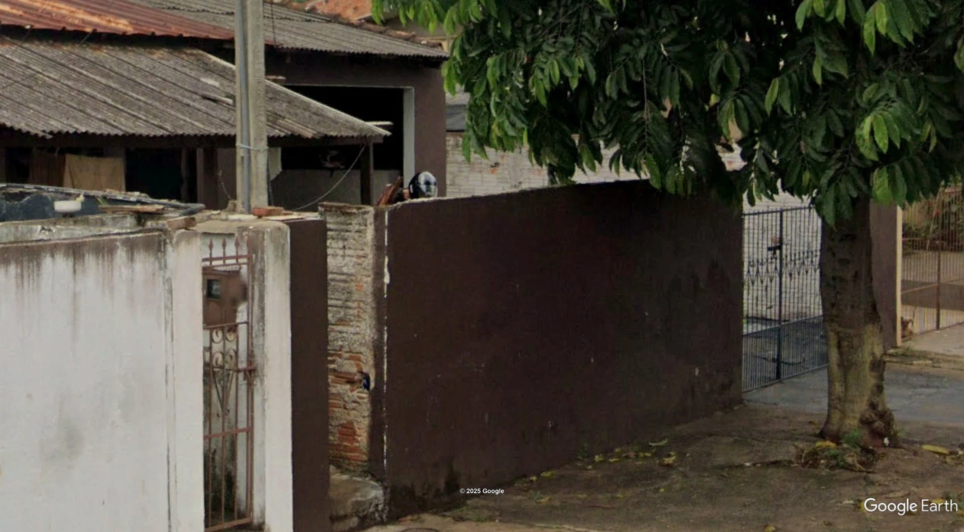 Terreno no Conj Hab Jose Mauricio Barroso em Londrina/PR em Londrina - Paraná