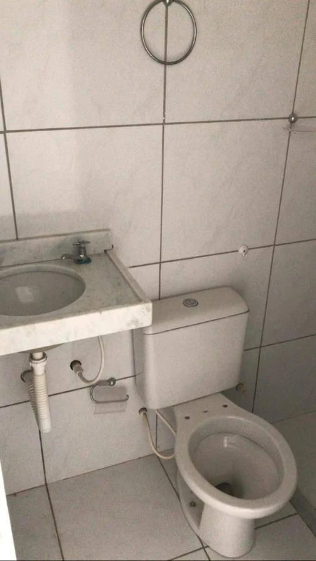 Casa com 2 Quartos em Maracanaú/CE em Maracanaú - Ceará