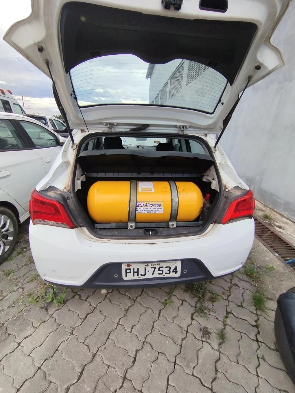 Chevrolet Onix LT 1.4 em Coari - Amazonas
