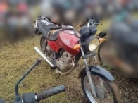 Honda CG 125 Titan KS 2000/2001 Vermelha KS em Franca - São Paulo