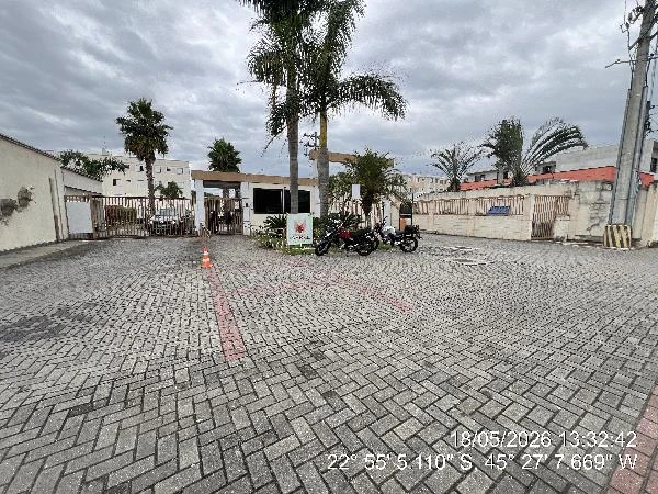 Apartamento com 2 Quartos em Pindamonhangaba/SP em Pindamonhangaba - São Paulo