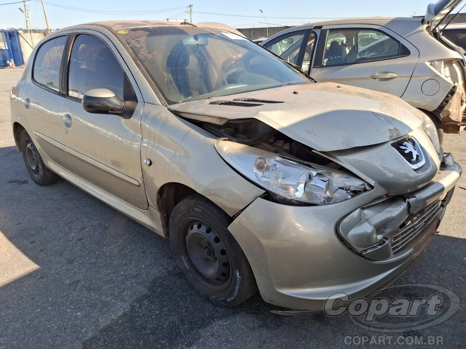 Peugeot 207 XR 2013 1.4 em Pirapora Do Bom Jesus - São Paulo