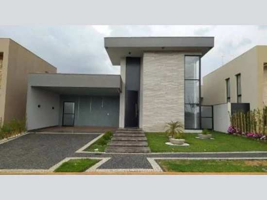 Casa com 1 Vaga em Anápolis/GO em Anápolis - Goiás