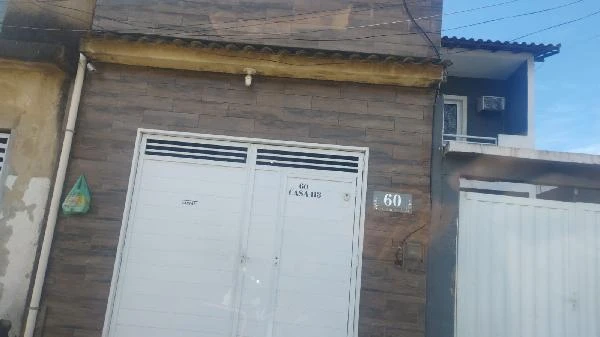 Casa com 2 Quartos em Belford Roxo/RJ em Belford Roxo - Rio de Janeiro