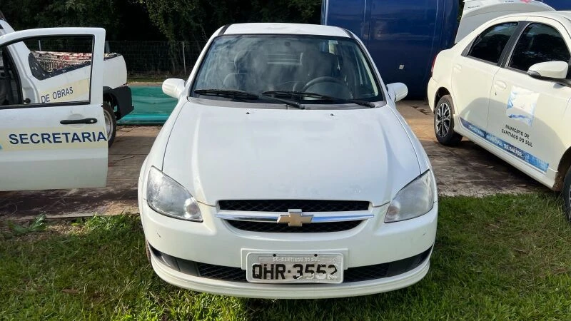 Chevrolet Classic LS 2015/2016 em Santiago Do Sul - Santa Catarina