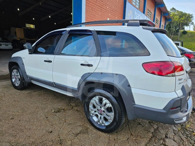 Fiat Palio Weekend Adventure Locker 2010 Automático 1.8 em Rio Pardo - Rio Grande do Sul