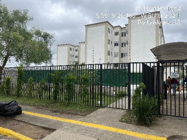 Apartamento com 2 Quartos em Porto Alegre/RS em Porto Alegre - Rio Grande do Sul