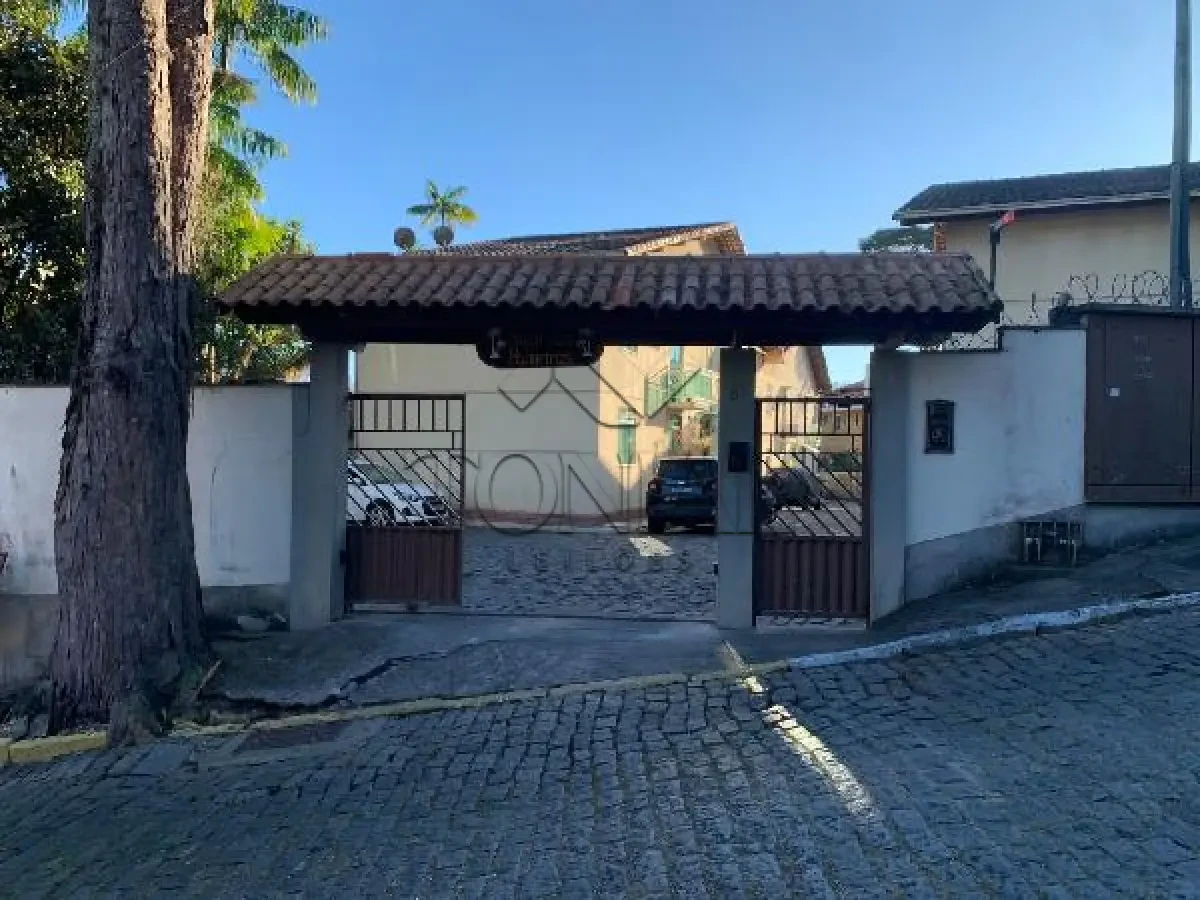 Apartamento no Cond Solar das Palmeiras em Nova Friburgo/RJ em Nova Friburgo - Rio de Janeiro