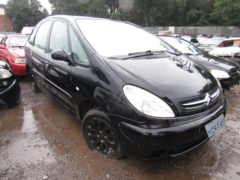 Citroën Xsara Picasso 2004 Gasolina Preto em Caxias Do Sul - Rio Grande do Sul
