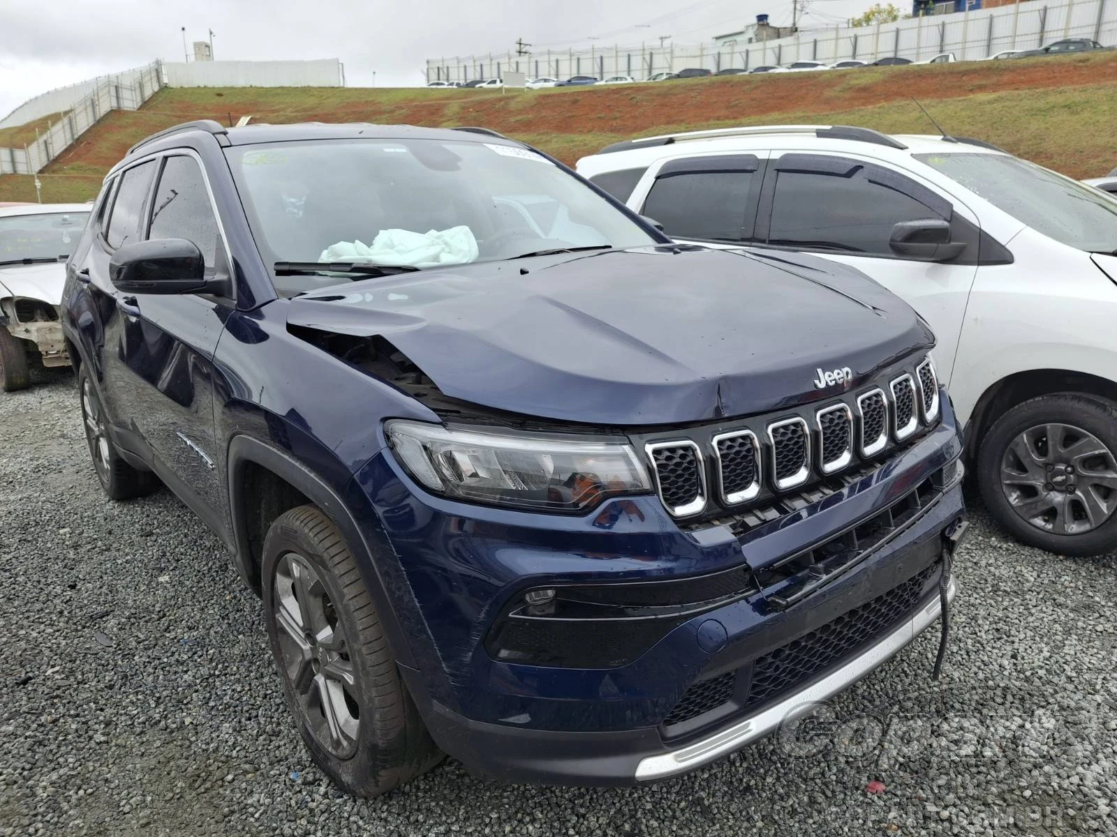 Jeep Compass Longitude 2024 1.3 Turbo Automático em Itaquaquecetuba - São Paulo