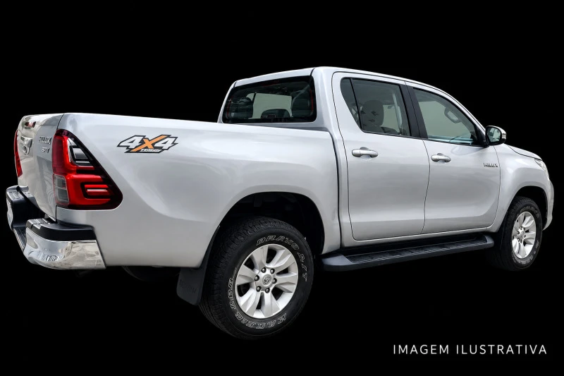 Toyota Hilux 2018 4x4 em Brasnorte - Mato Grosso