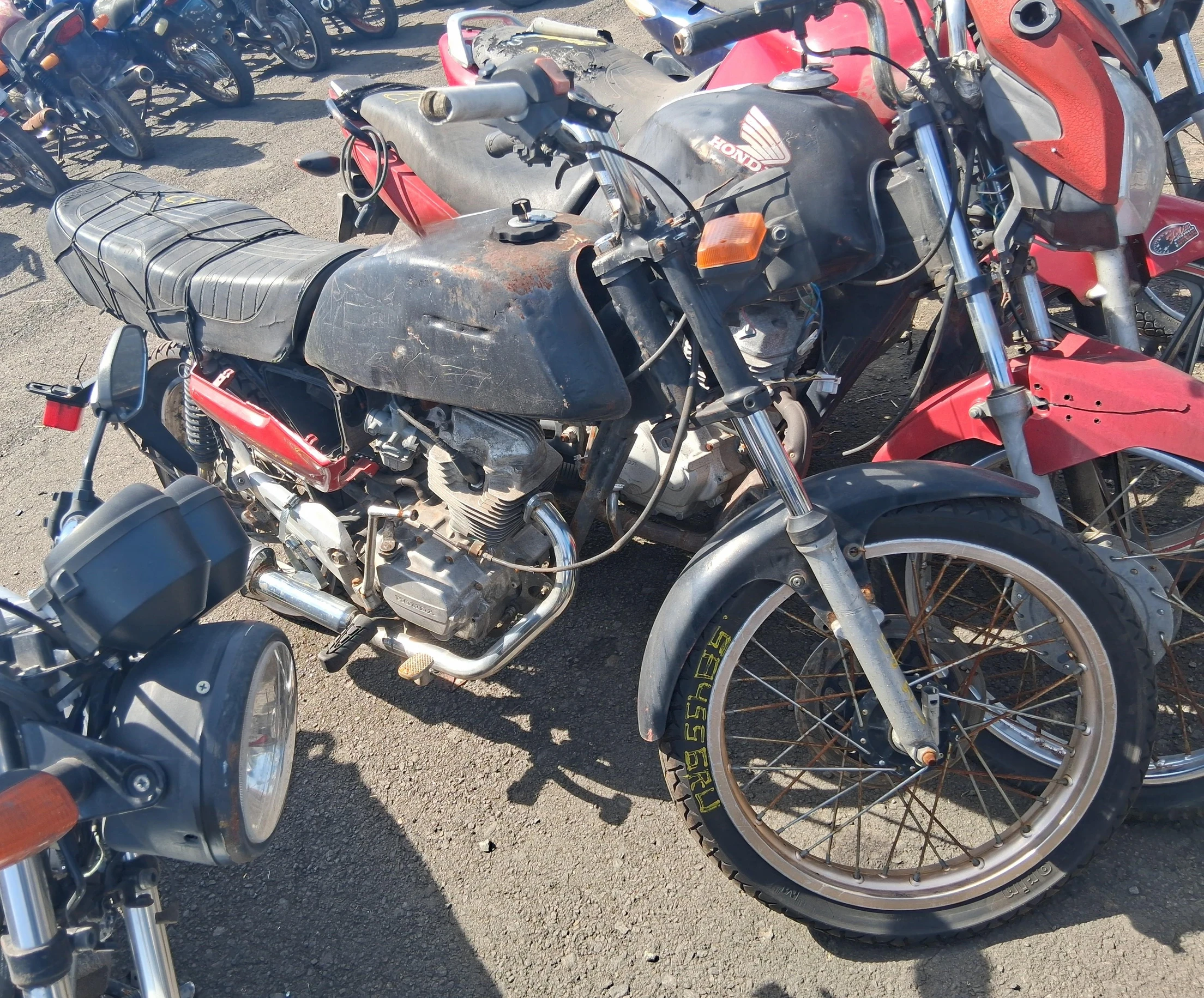 Honda CG 125 1983 Sucata Motor Inservível em Campinas - São Paulo