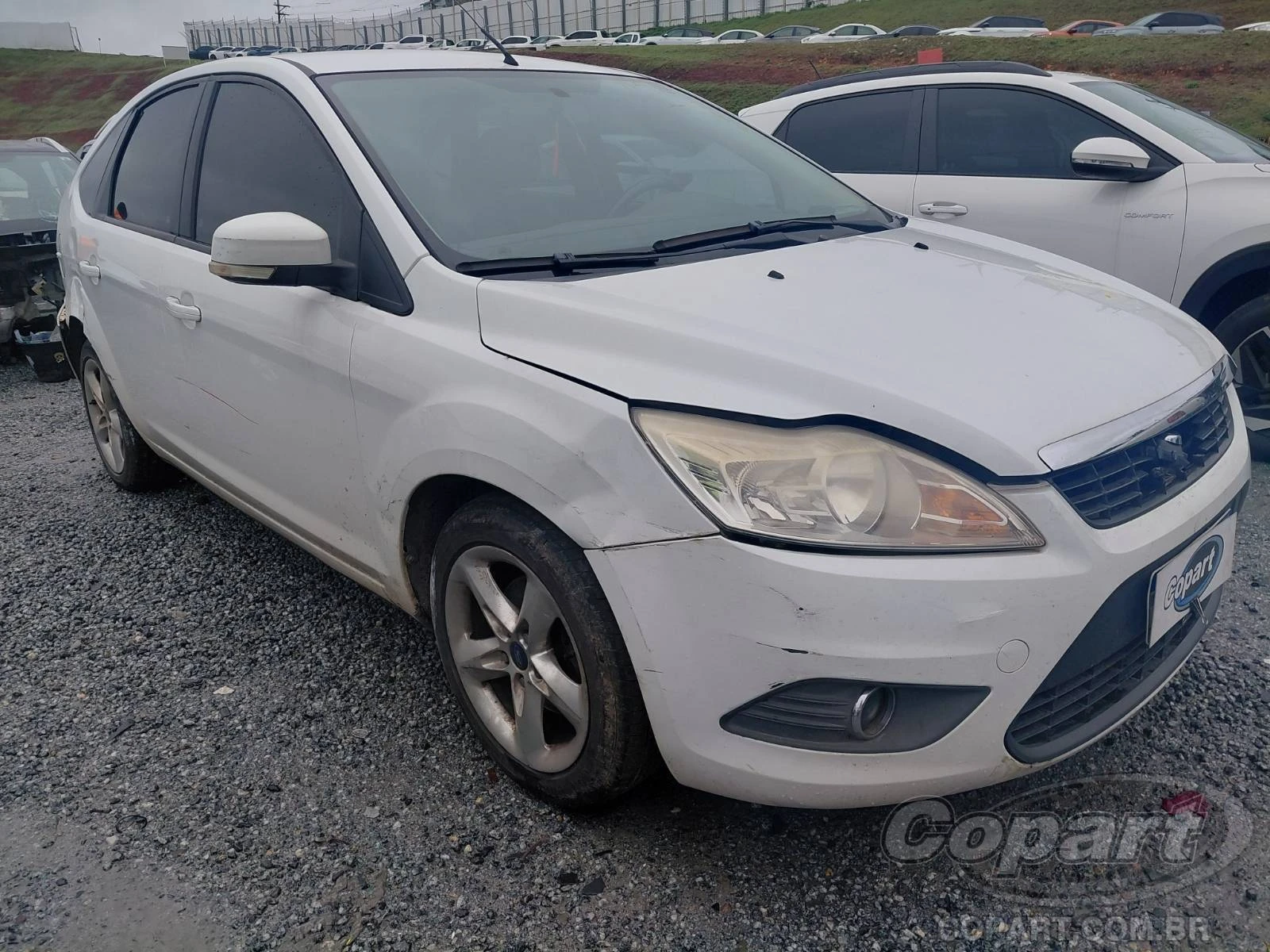 Ford Focus 1.6 Sigma 2013 Automático em Itaquaquecetuba - São Paulo