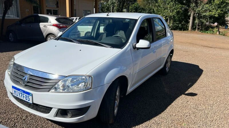 Renault Logan Expression 2011/2012 1.6 em Santiago Do Sul - Santa Catarina