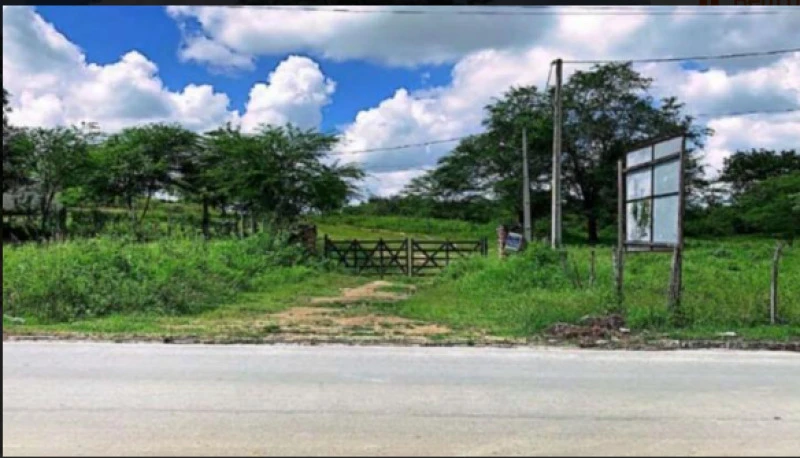 Terreno no Loteamento São José em Bezerros/PE em Bezerros - Pernambuco
