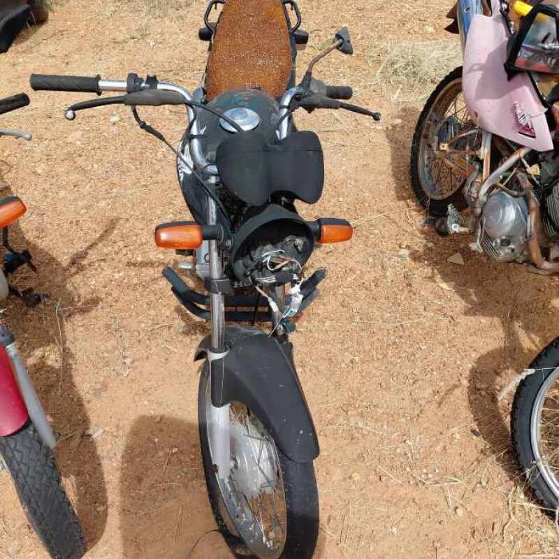 Honda CG150 Titan KS 2006 Sucata Aproveitável em Salgueiro - Pernambuco