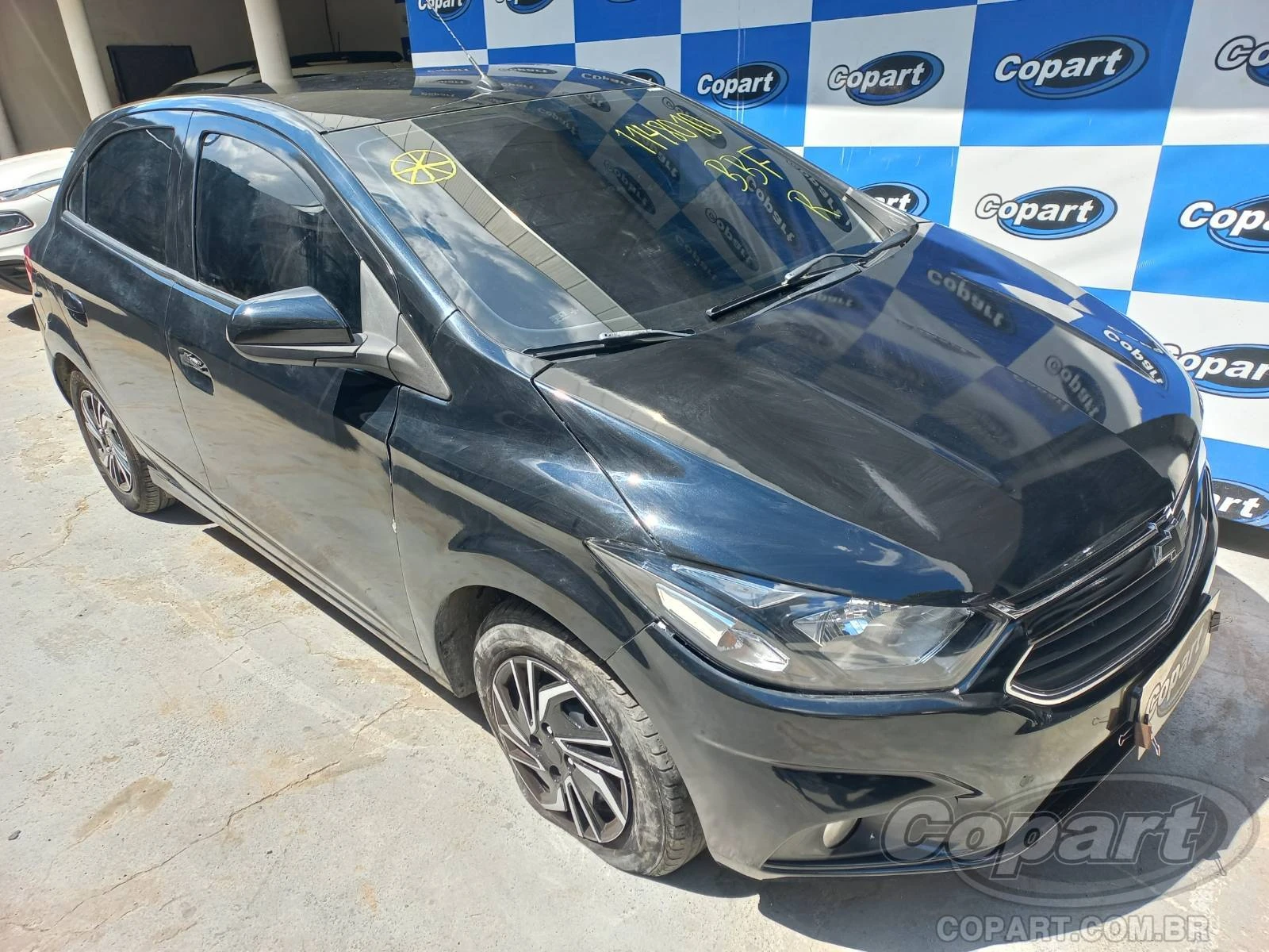 Chevrolet Onix LT 2017 1.0 Eco Flex em Manaus - Amazonas